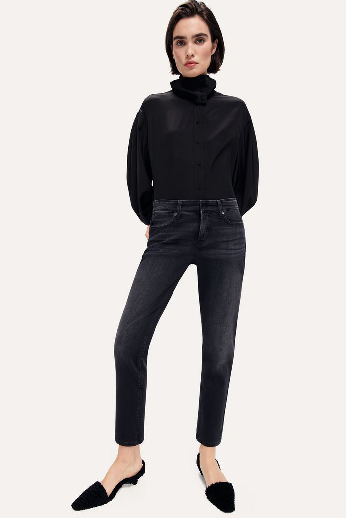 Spodnie Jeansy czarne lekko przecierane - nogawki wykończone zamkiem Cambio 0094-14-9320-5015